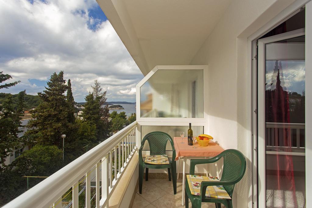 Apartments Julija Hvar Dış mekan fotoğraf