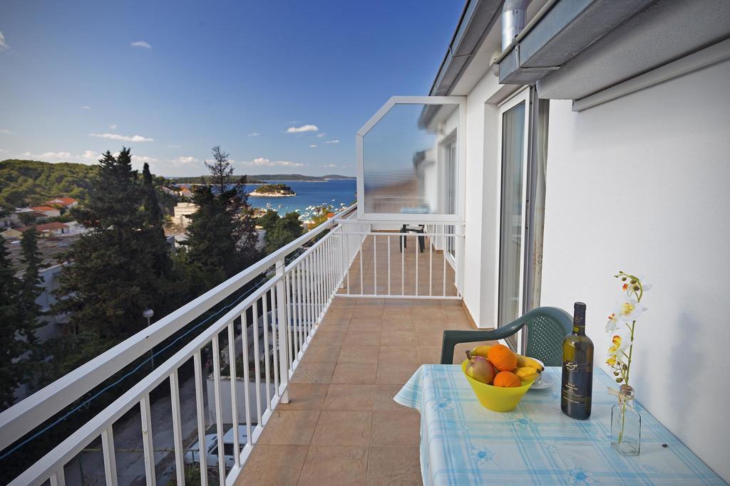 Apartments Julija Hvar Dış mekan fotoğraf